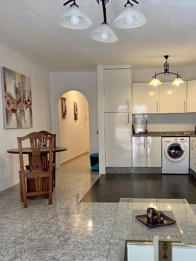 Victoria Court Modern 1 Bed Apartment Los Cristianos  Dış mekan fotoğraf